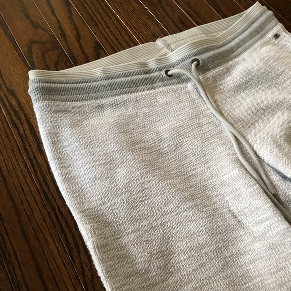 American Eagle Women’s L Light Heathered Gray Textured High-Rise Sweatpants EUC! - Picture 3 of 12